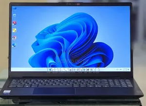 New Laptop Lenovo V15 16GB Intel Core i7 SSD 512GB