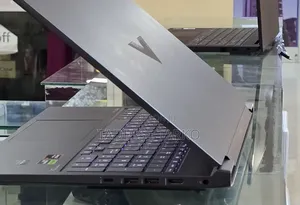 New Laptop HP Victus 16 16GB AMD Ryzen 7 SSD 1T