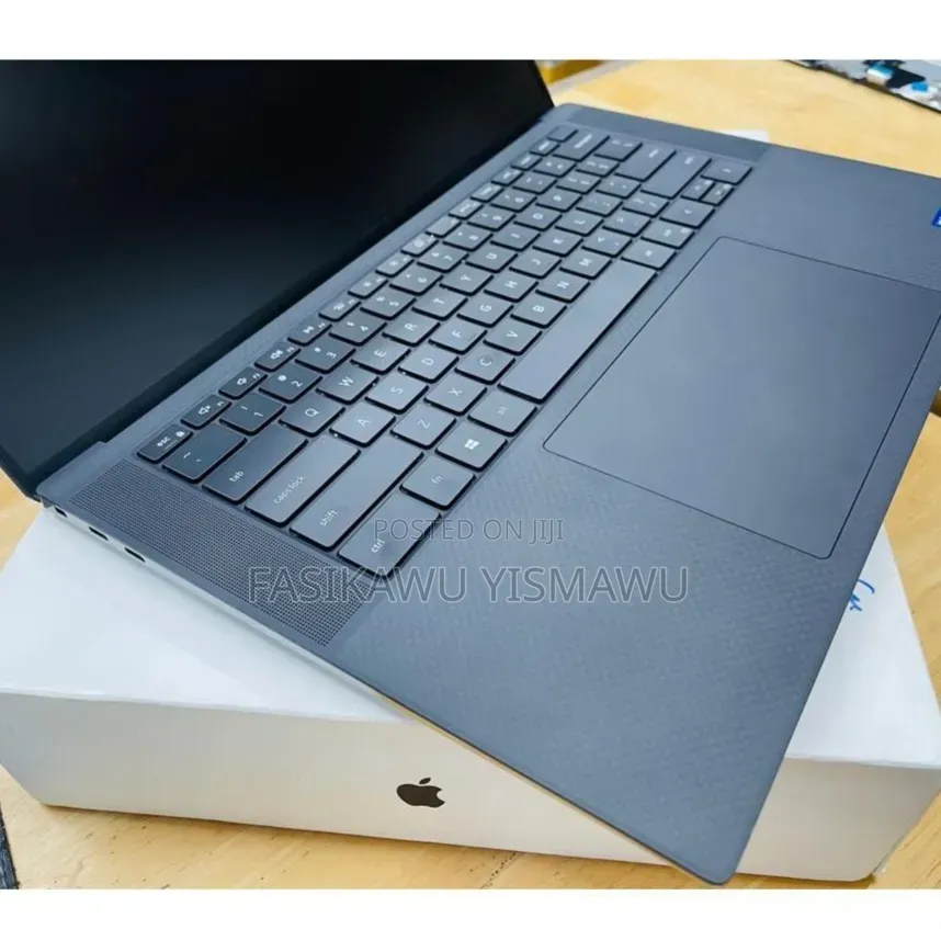 New Laptop Dell XPS 15 32GB Intel Core i9 SSD 1T