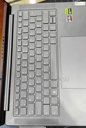 New Laptop Lenovo Yoga C740 32GB AMD Ryzen 7 SSD 512GB