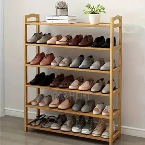 የእንጨት ዘመናዊ ጫማ መደርደሪያ
