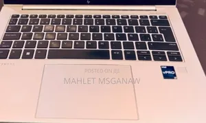 New Laptop Dell XPS 13 8GB Intel Core i5 SSD 256GB