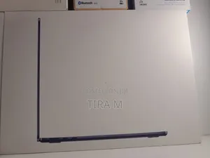 New Laptop Apple MacBook Air 2025 M4 13-inch 16GB SSD 256GB