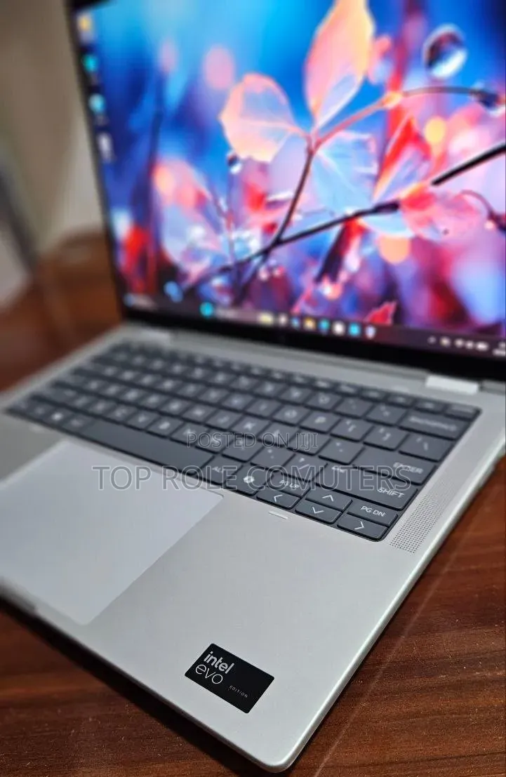 New Laptop HP EliteBook x360 1030 G8 16GB Intel Core Ultra 7 SSD 512GB