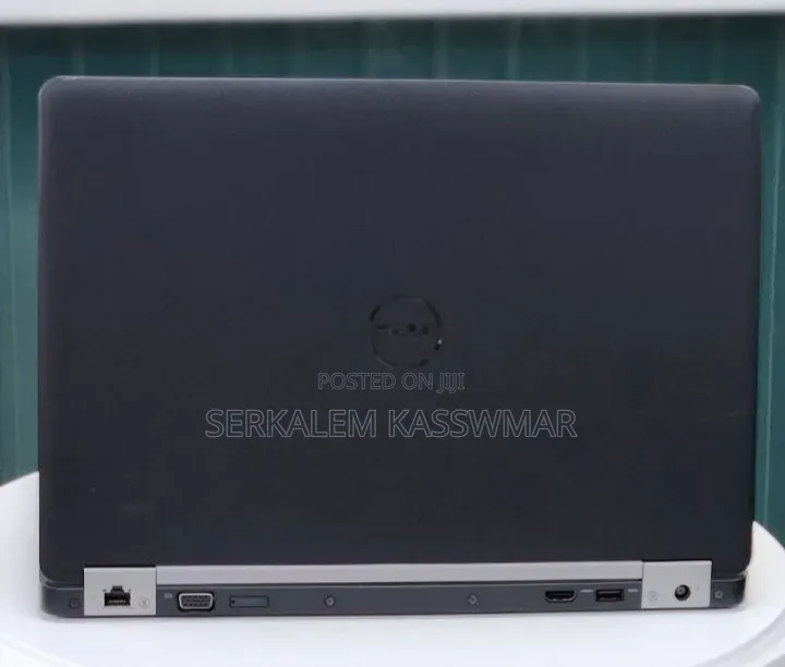 New Laptop Dell Latitude 14 8GB Intel Core i7 SSD 256GB