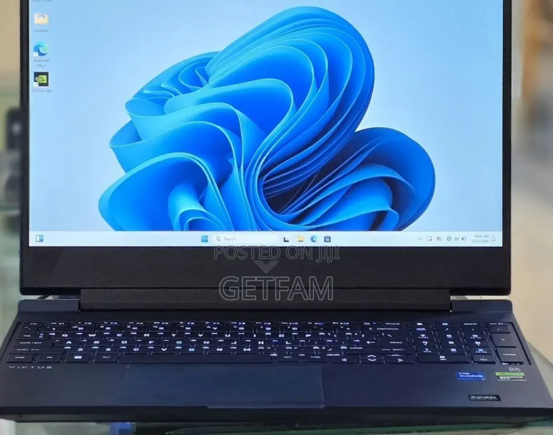 New Laptop HP Victus 15 16GB Intel Core i7 SSD 512GB