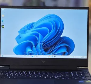 New Laptop HP Victus 15 16GB Intel Core i7 SSD 512GB
