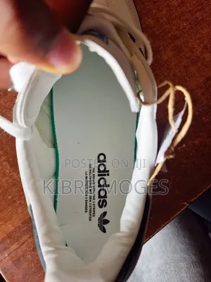 Adidas Samba