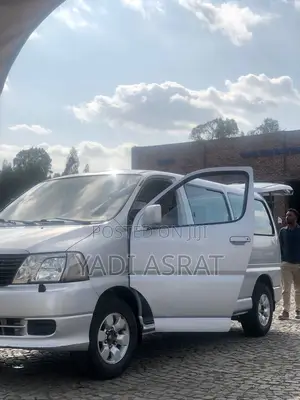 Toyota Grand HiAce 2008 Silver
