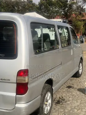 Toyota Grand HiAce 2008 Silver