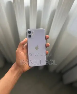 Apple iPhone 11 64 GB White