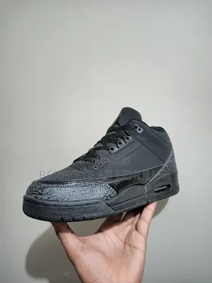 Jordan 3 Black Cat