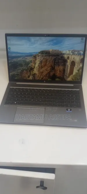 New Laptop HP ZBook 15 16GB Intel Core i7 SSD 512GB