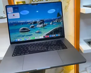 New Laptop Apple MacBook Pro M1 16GB Apple M1 Pro SSD 512GB