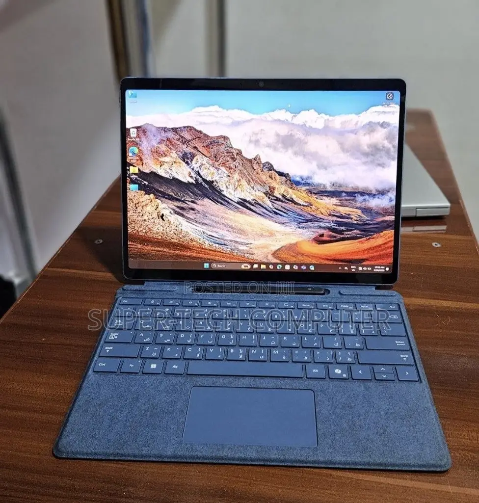 New Microsoft Surface Pro 11th Edition, a Copilot+ PC 16GB SSD 512GB