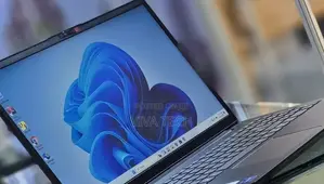New Laptop Lenovo IdeaPad 1 16GB Intel Core i7 SSD 512GB