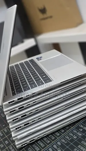 New Laptop HP EliteBook 840 G9 16GB Intel Core i7 SSD 1T