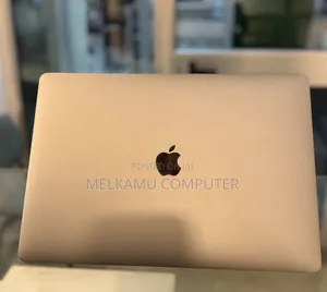New Laptop Apple MacBook Pro 2019 8GB Intel Core i5 SSD 256GB