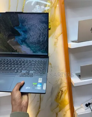 New Lenovo Legion Y7000P IRX9 Gaming Laptop 16GB Intel Core i7 SSD 1T
