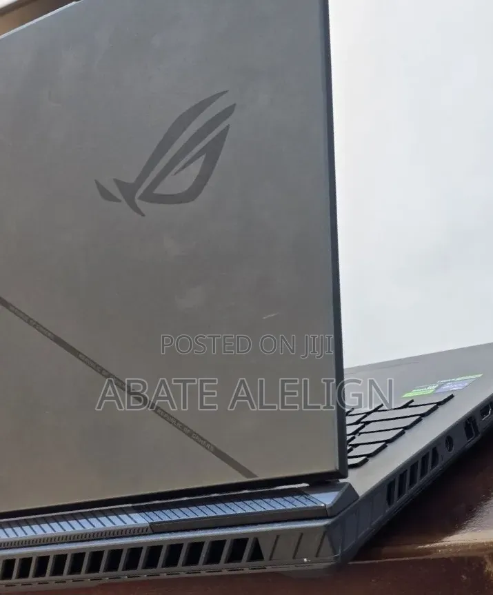 New Laptop Asus ROG Strix G15 32GB Intel Core i9 SSD 2T