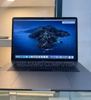 New Laptop Apple MacBook Pro 2019 32GB Intel Core i9 SSD 512GB