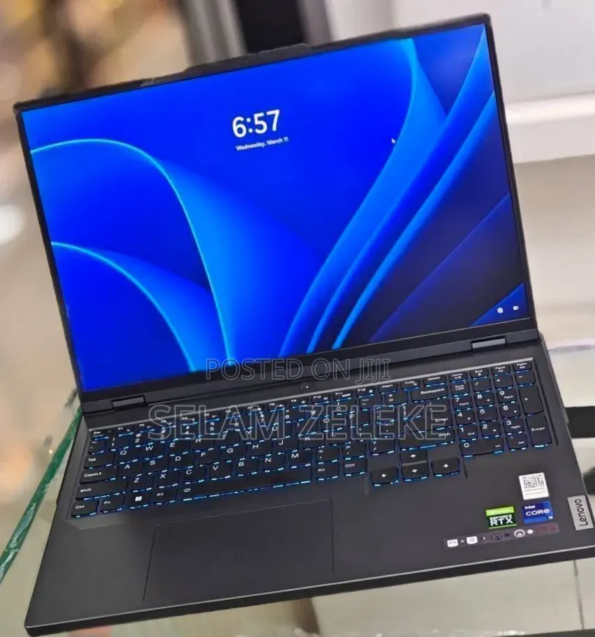 New Laptop Lenovo 24GB Intel Core i7 SSD 1T