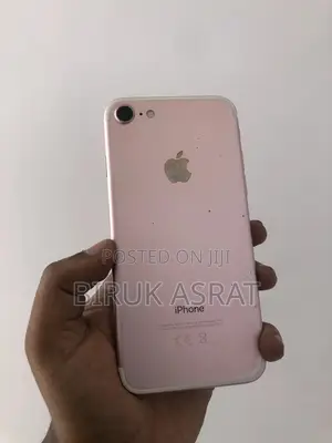 Apple iPhone 7 32 GB Pink