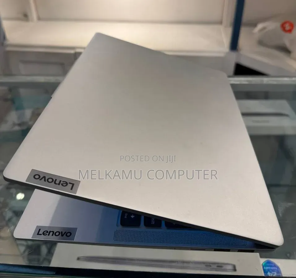 New Laptop Lenovo IdeaPad 1 16GB Intel Core i5 SSD 512GB