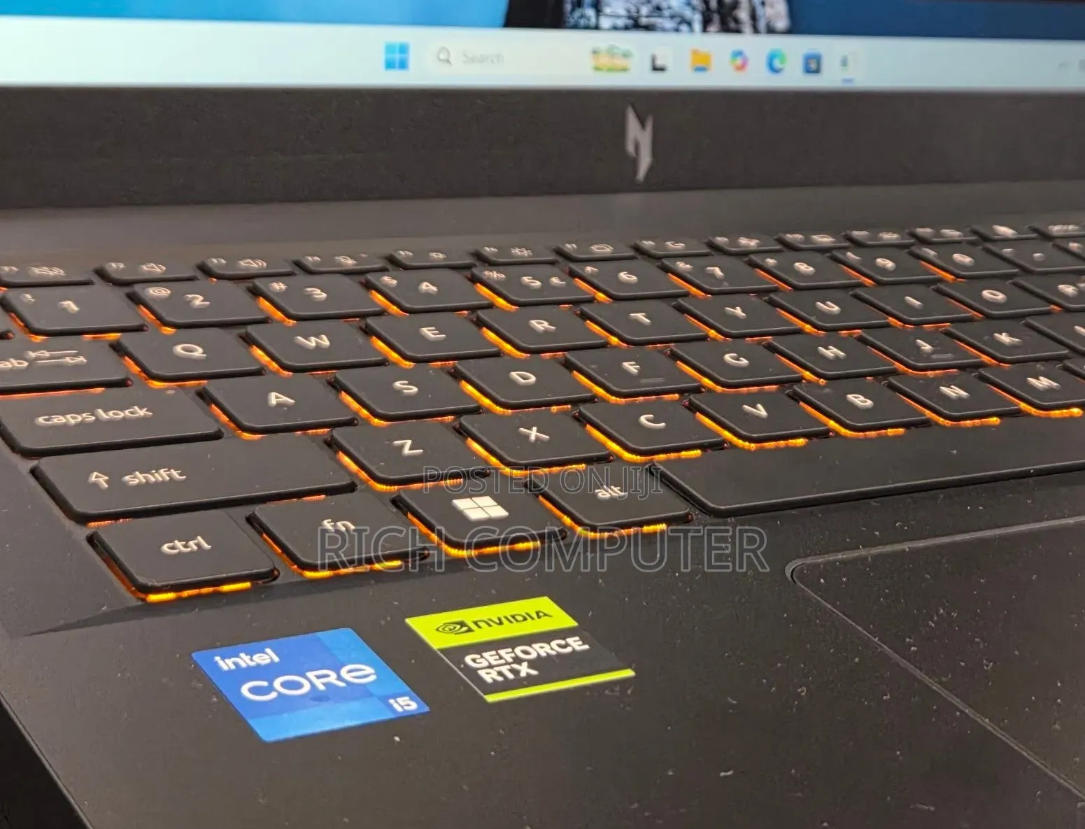 New Laptop Acer Nitro 17 16GB Intel Core i5 SSD 512GB