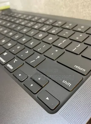 New Laptop Apple MacBook Air 2024 M3 13-inch 64GB Apple M3 SSD 1T