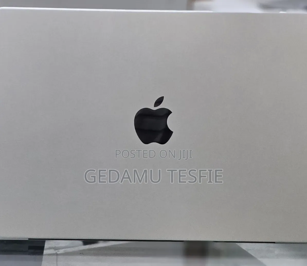 New Laptop Apple MacBook 16GB SSD 512GB