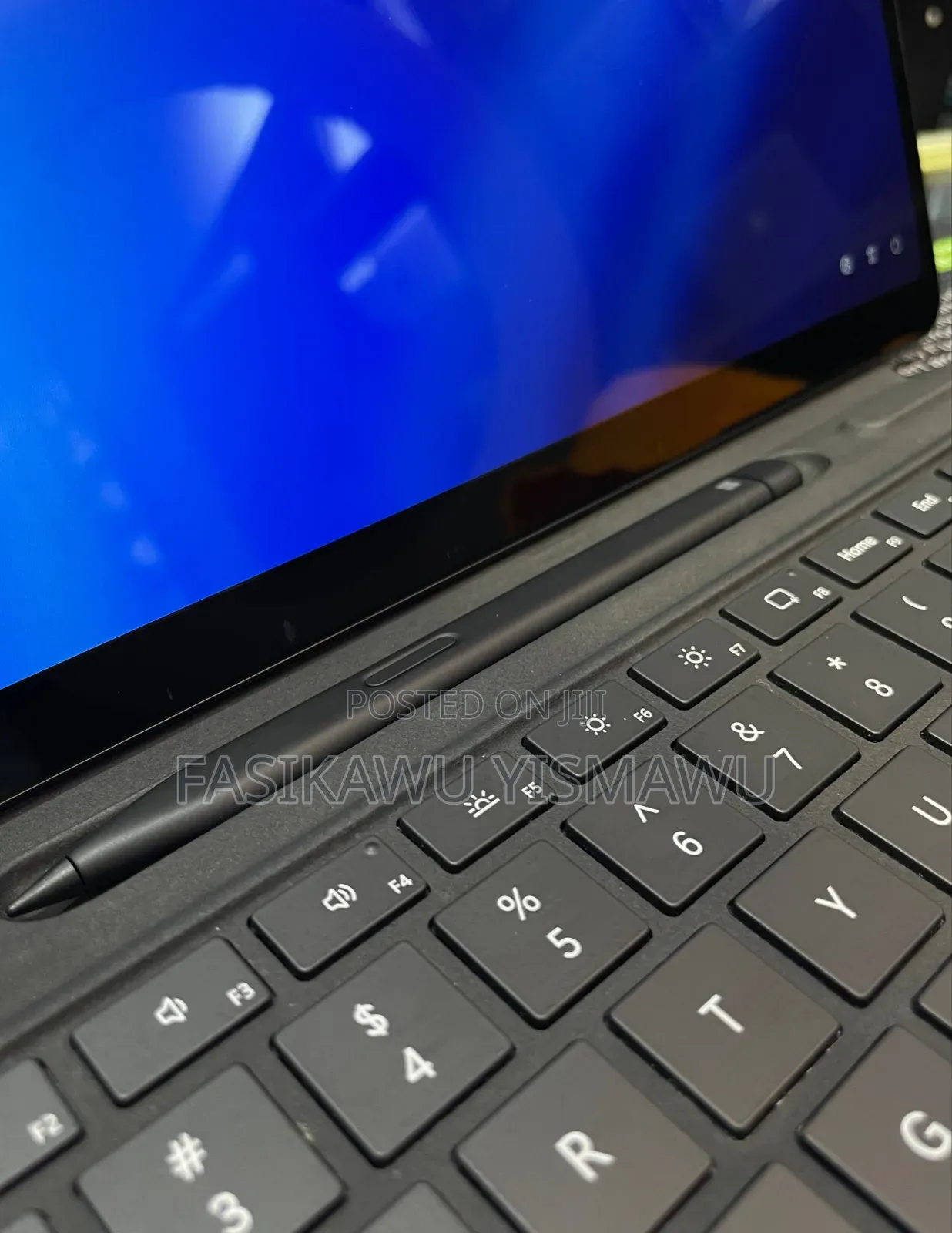 New Laptop Microsoft Surface Pro 10 16GB Intel Core Ultra 5 SSD 256GB