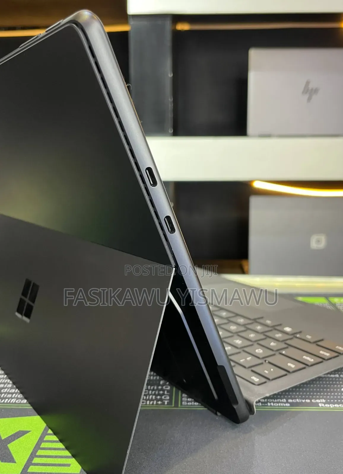 New Laptop Microsoft Surface Pro 10 16GB Intel Core Ultra 5 SSD 256GB