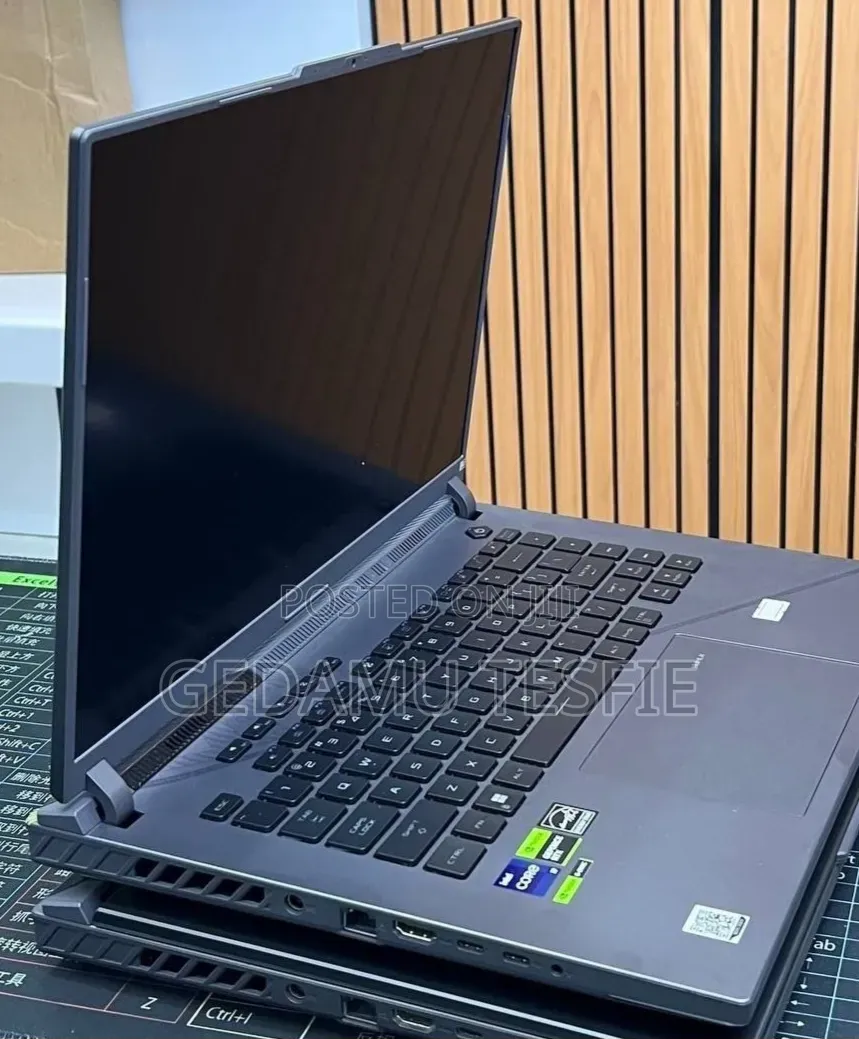 New Laptop Asus 16GB Intel Core i9 SSD 1T