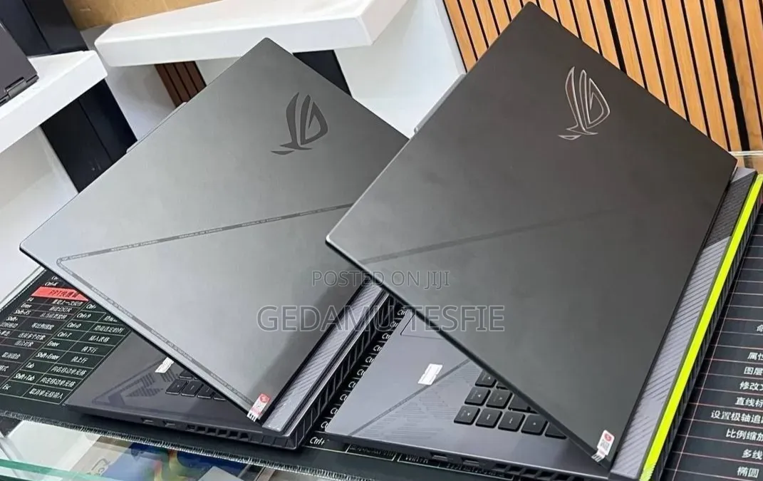 New Laptop Asus 16GB Intel Core i9 SSD 1T