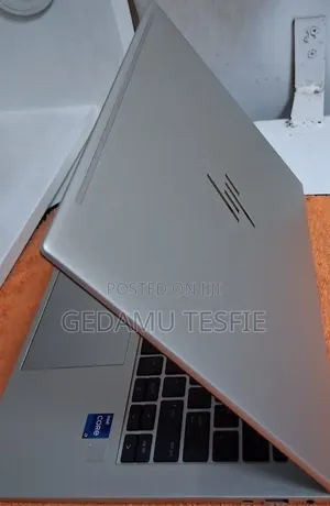 New Laptop HP EliteBook 840 G9 16GB Intel Core i7 SSD 512GB