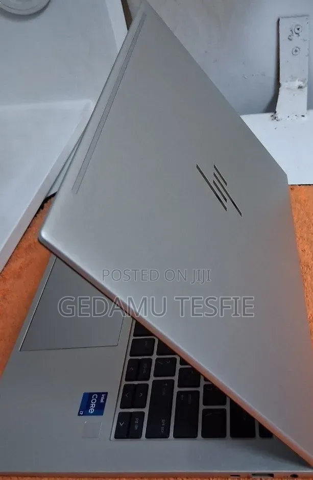 New Laptop HP EliteBook 840 G9 16GB Intel Core i7 SSD 512GB