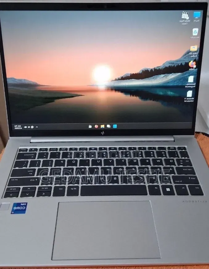 New Laptop HP EliteBook 840 G9 16GB Intel Core i7 SSD 512GB