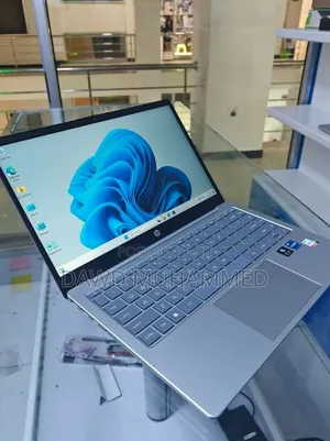 New Laptop HP Stream Notebook 16GB Intel Core i7 SSD 512GB