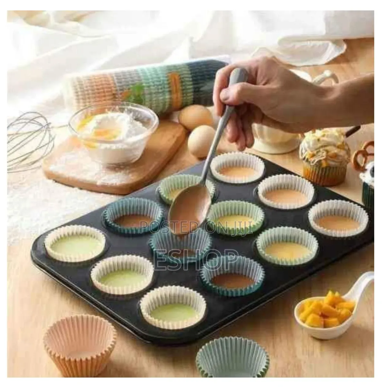 12-Hole Cupcake Tray and 12 Reusable Silicone Baking Cups Combo