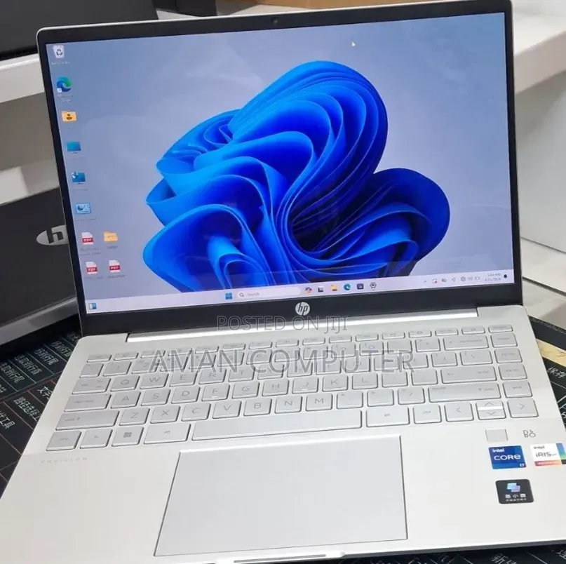 New Laptop HP Pavilion 14 16GB Intel Core i7 SSD 512GB