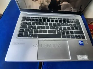 Laptop HP EliteBook 830 G8 16GB Intel Core i7 SSD 500GB