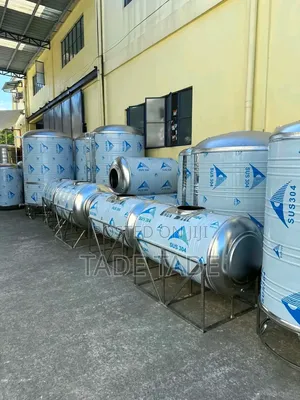 Circular Stainless Steel (304 Grade) የውሀ ታንከሮችን