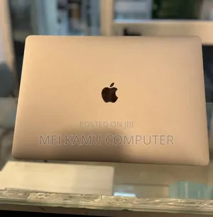 New Laptop Apple MacBook Pro 2016 16GB AMD Ryzen 7 SSD 256GB