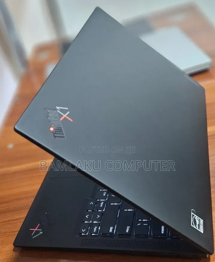 New Laptop Lenovo ThinkPad X1 Carbon 16GB Intel Core i7 SSD 512GB