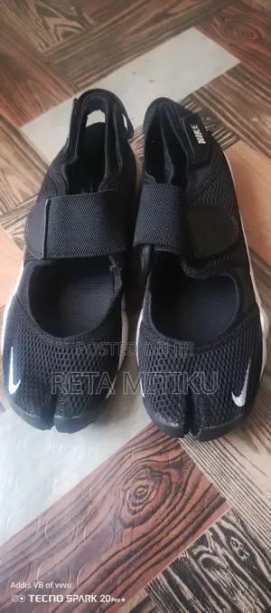 Original Nike Air Rift – Unique Stylish