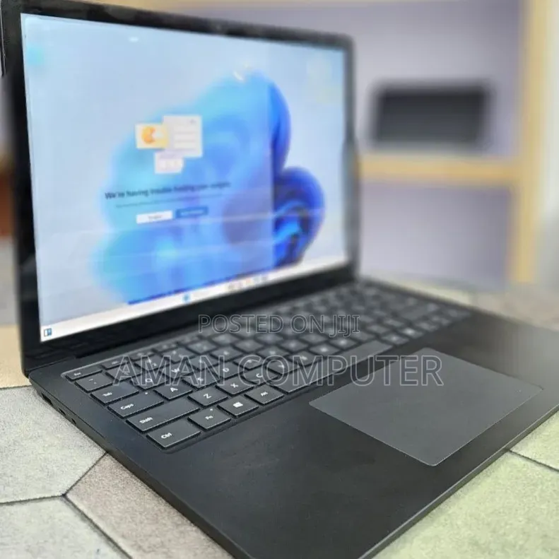 New Laptop Microsoft Surface Laptop 4 16GB Intel Core i7 SSD 512GB