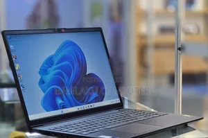New Laptop Lenovo V15 16GB Intel Core i7 SSD 512GB