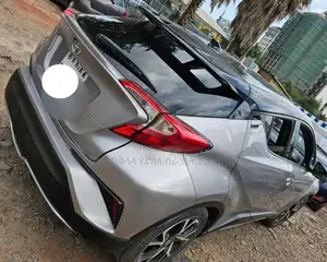 Toyota C-HR 2018 Silver