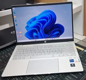 New Laptop HP Pavilion 14 16GB Intel Core i7 SSD 512GB